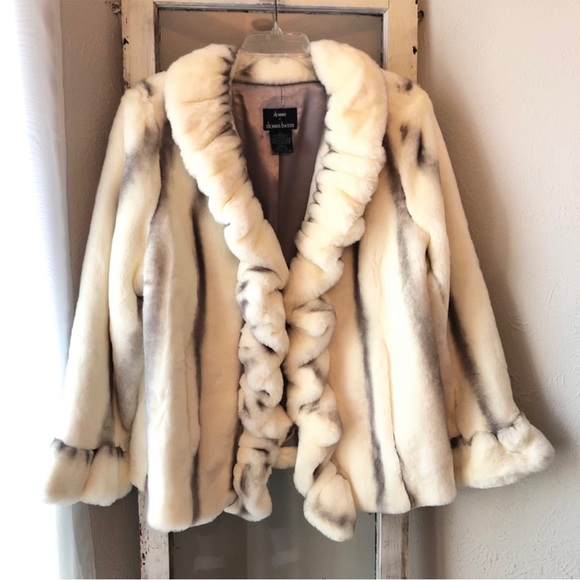 Dennis by Dennis Basso Faux Fur Coat Size Large - Picture 1 of 4